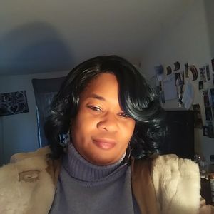 Meet your Posher, Renee